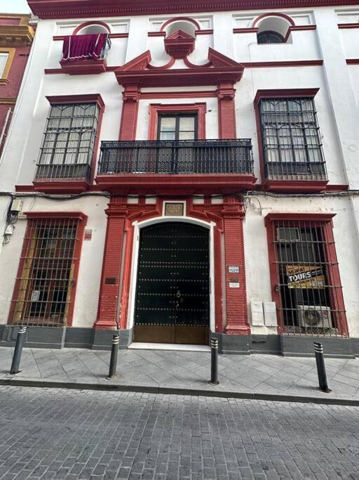 Apartamento Patio Sevillano Frente Catedral Εξωτερικό φωτογραφία